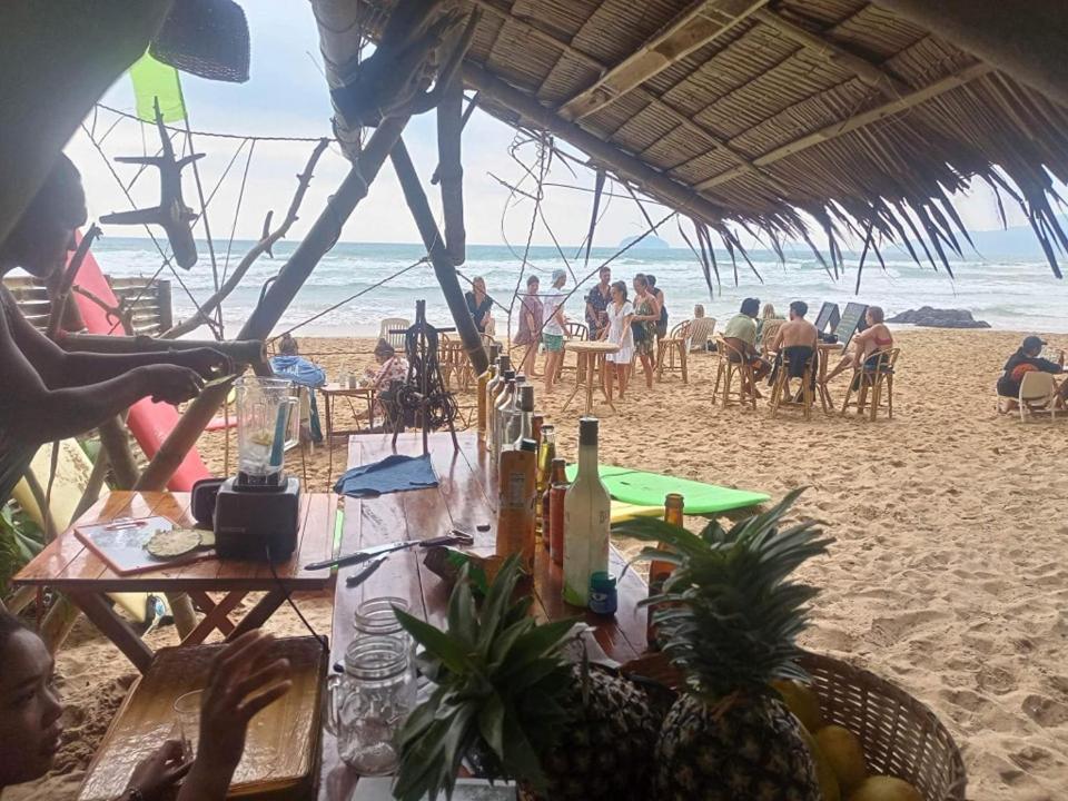 Surf And Skate Duli El Nido By Kiteclub Palawan Hostel Ngoại thất bức ảnh